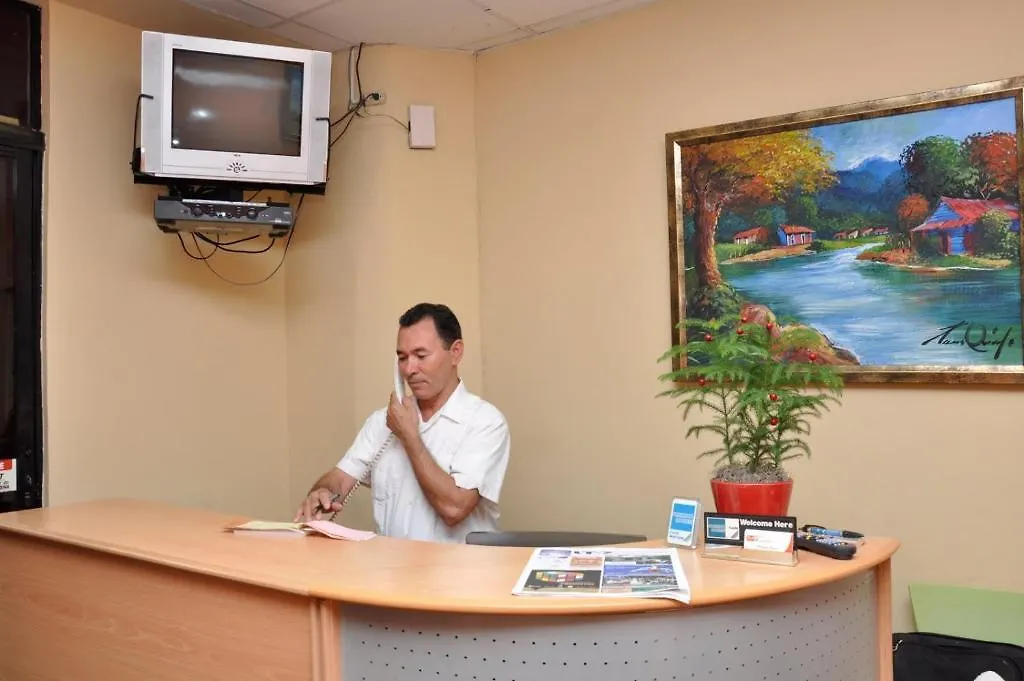 Vandrarhem Hotel Colonial Blanco Santo Domingo