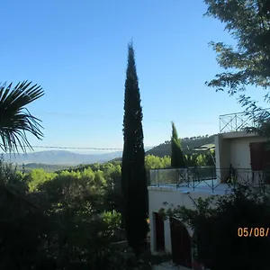 Boulou Guest house Rognes